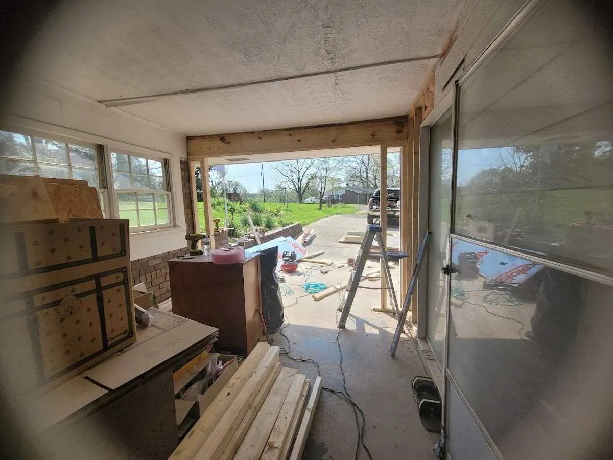 Air movers and dehumidifier for Water Mitigation Services in Seal Beach